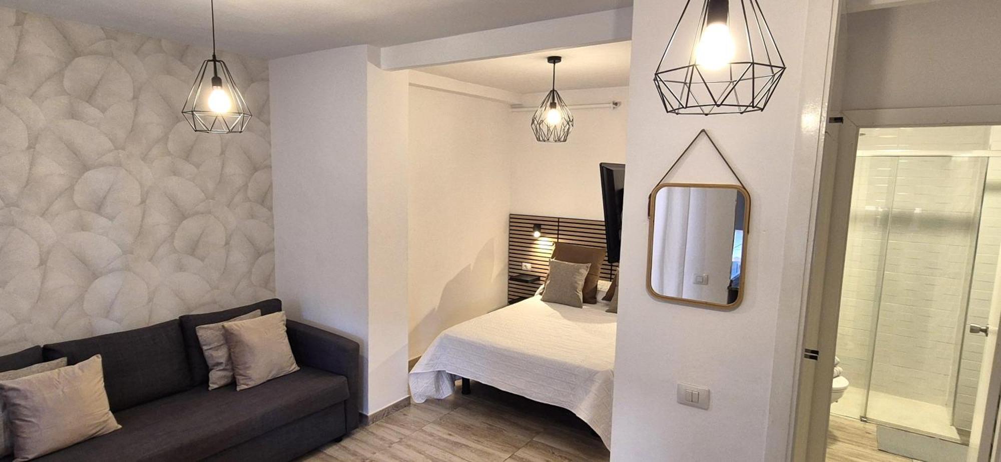 Con Piscina En Apartamento *
